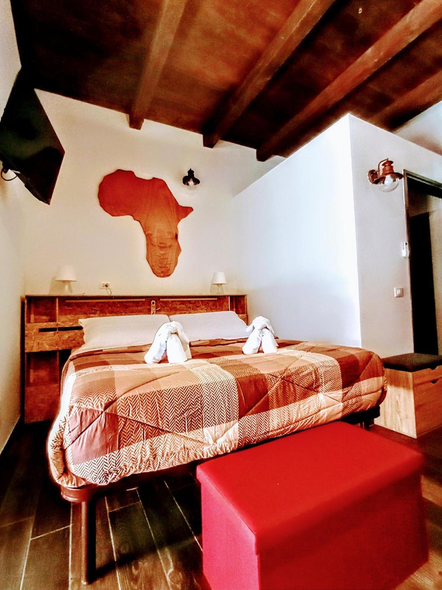 Big Mama Jungle Rooms Terracina Exteriör bild